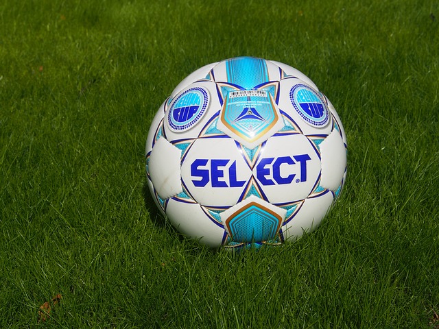 等球员的默 等球员的默